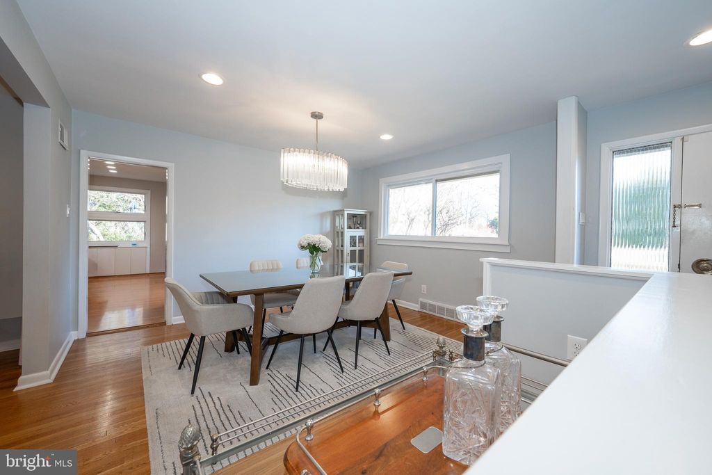 Photo of 528 Wynlyn Road, WYNNEWOOD, PA 19096 (MLS # PAMC2165094)