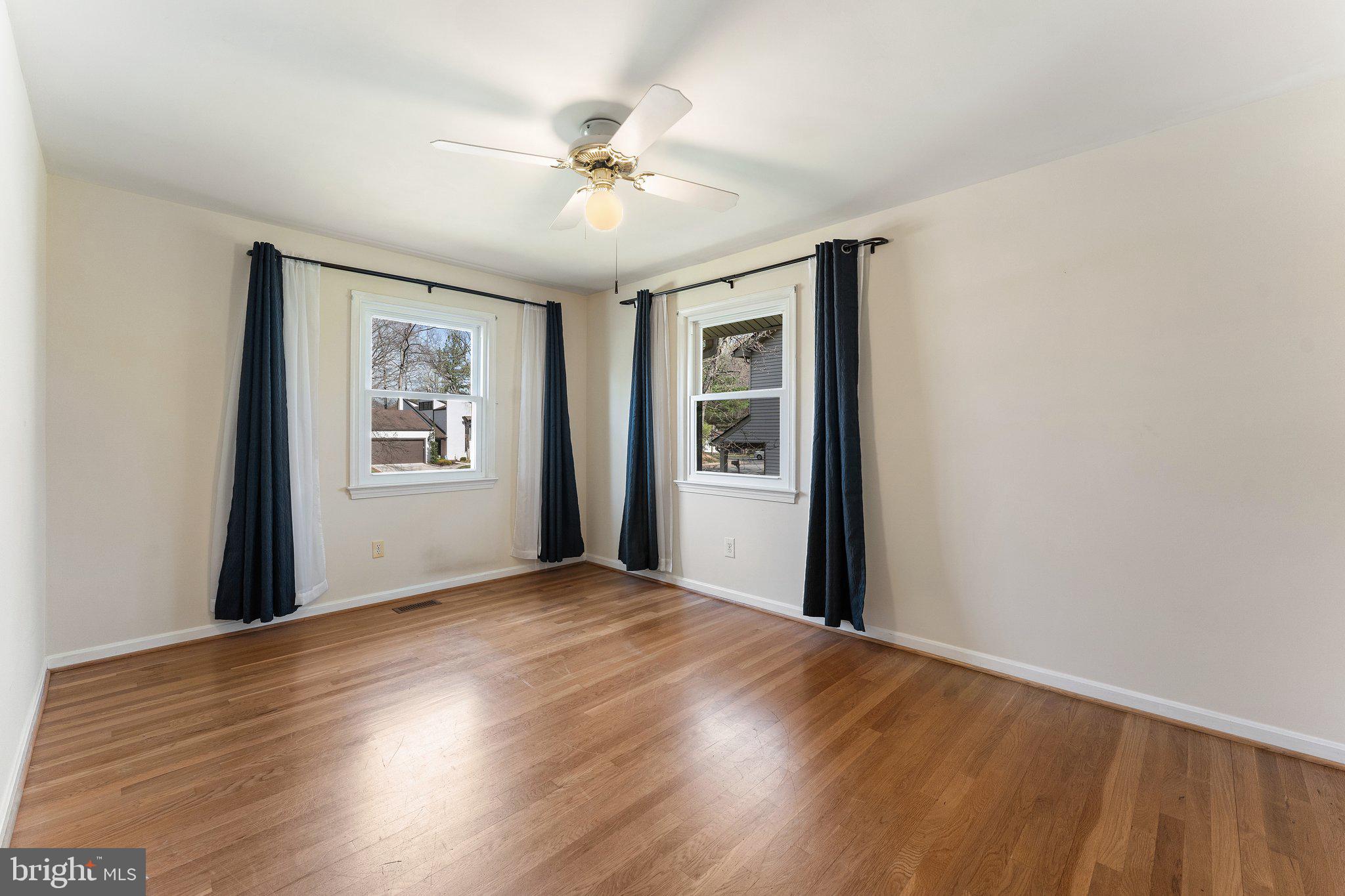 RESTON - Residential