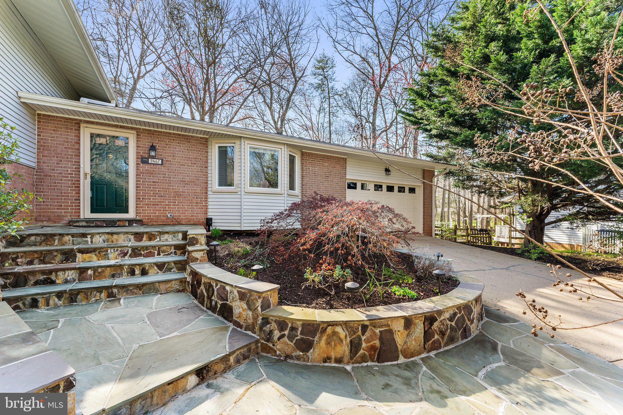 RESTON - Residential