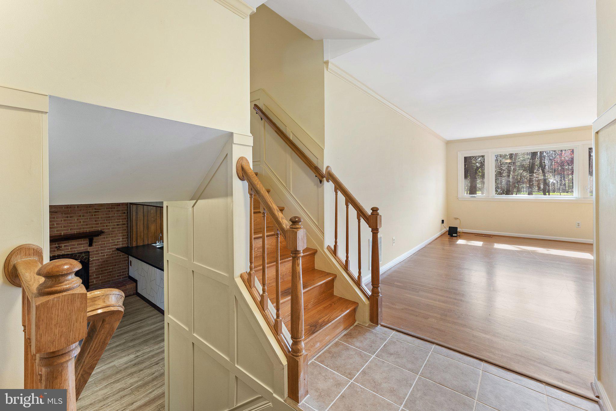 RESTON - Residential