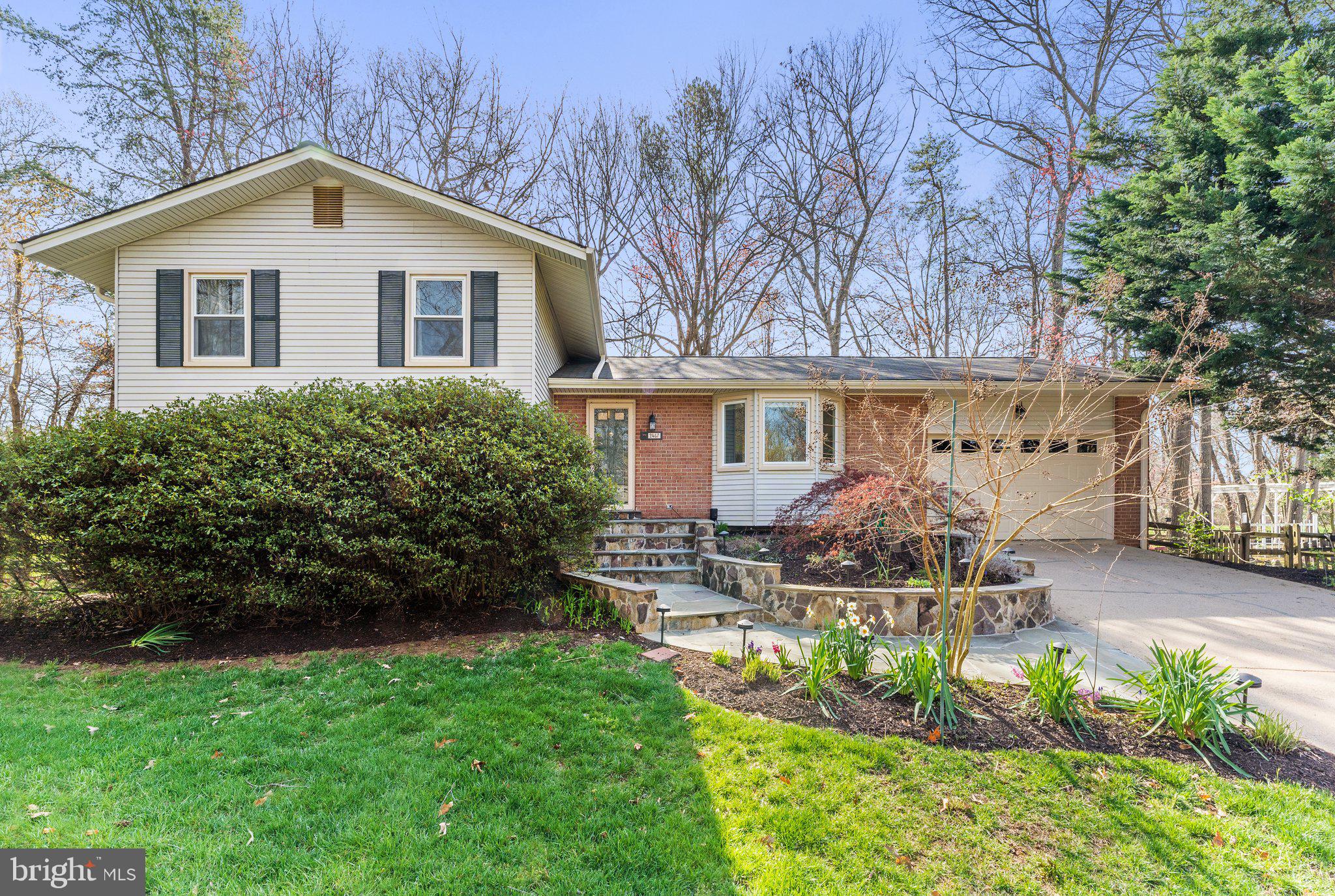 RESTON - Residential