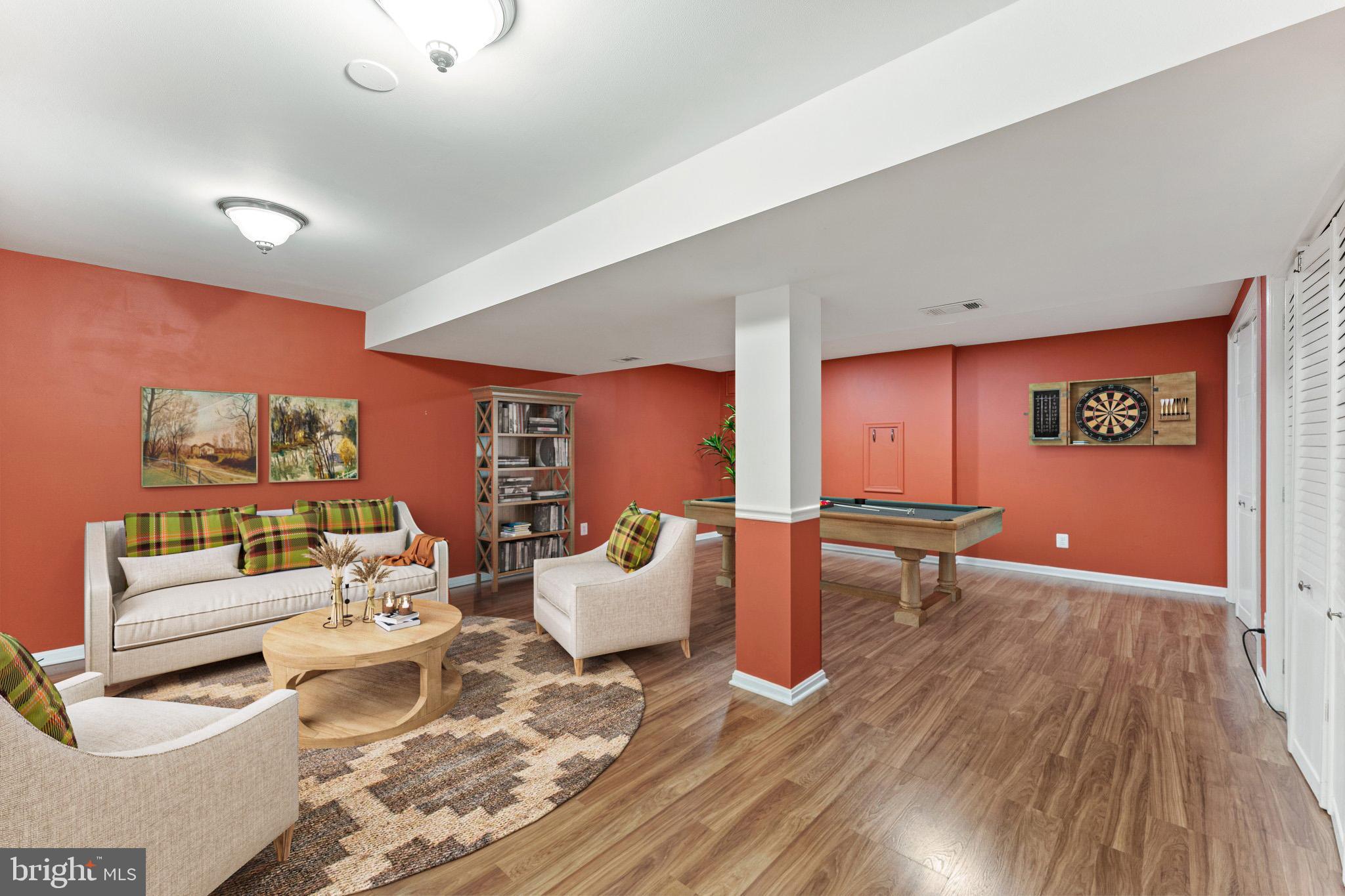 RESTON - Residential