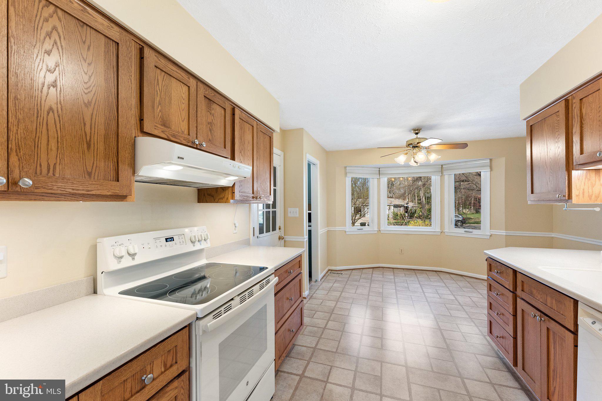 RESTON - Residential