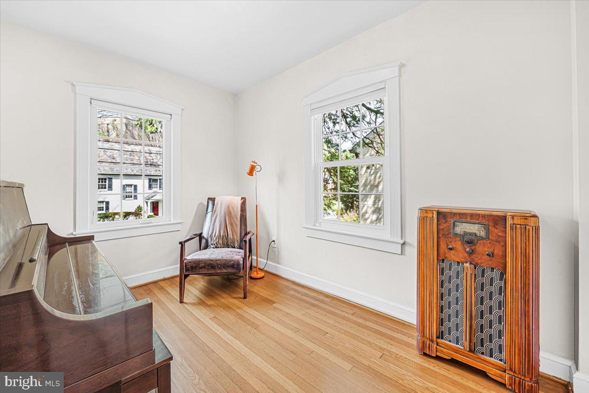 CHEVY CHASE - Residential