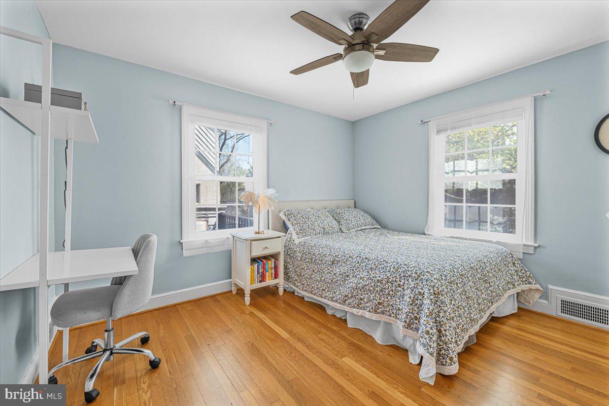 CHEVY CHASE - Residential