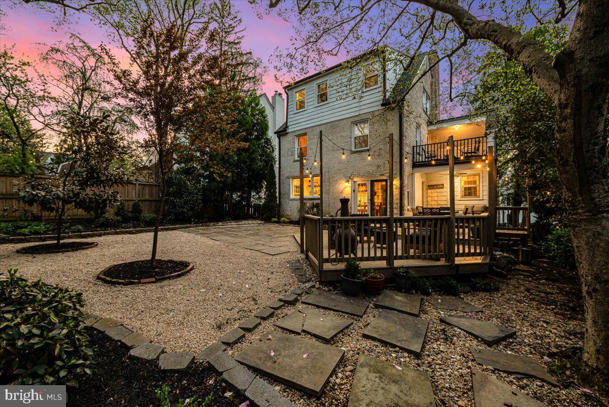 CHEVY CHASE - Residential