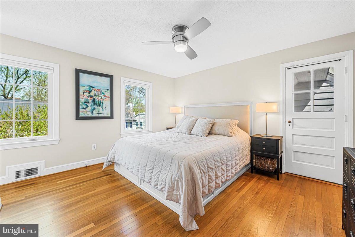 CHEVY CHASE - Residential