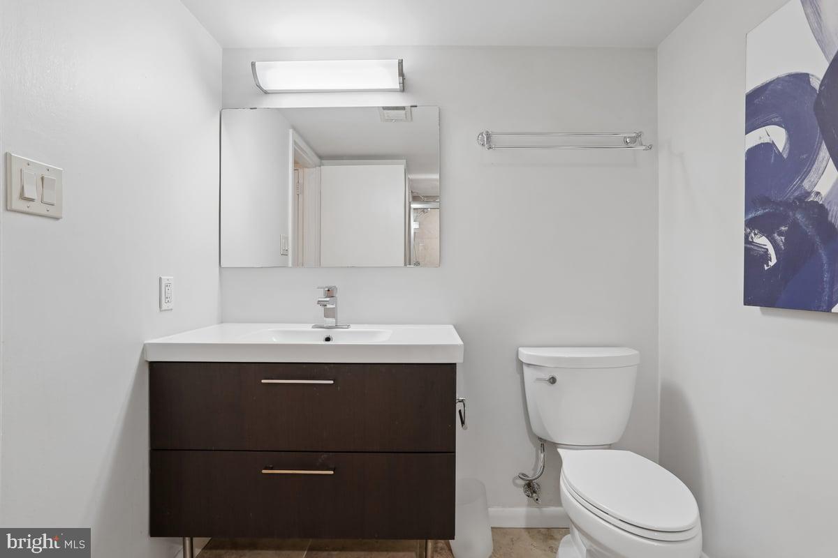 NORTHGATE SQUARE - Residential