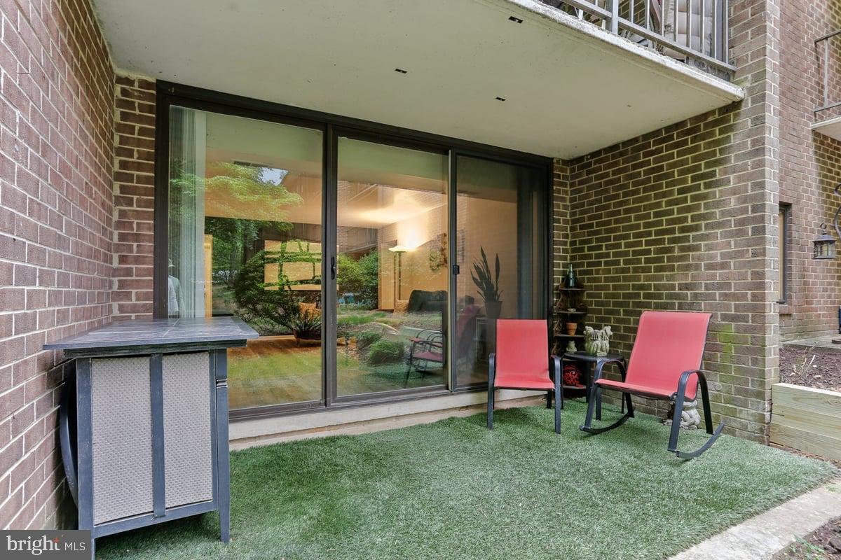 NORTHGATE SQUARE - Residential