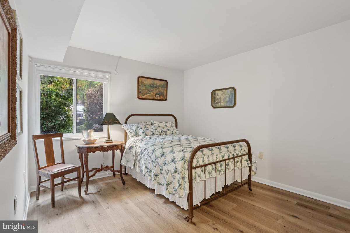 NORTHGATE SQUARE - Residential