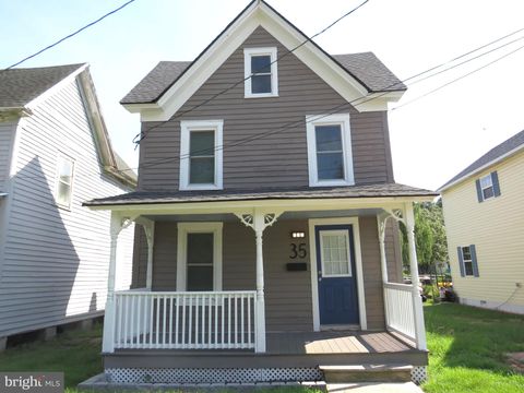 35 W CHESAPEAKE AVENUE CRISFIELD MD 21817