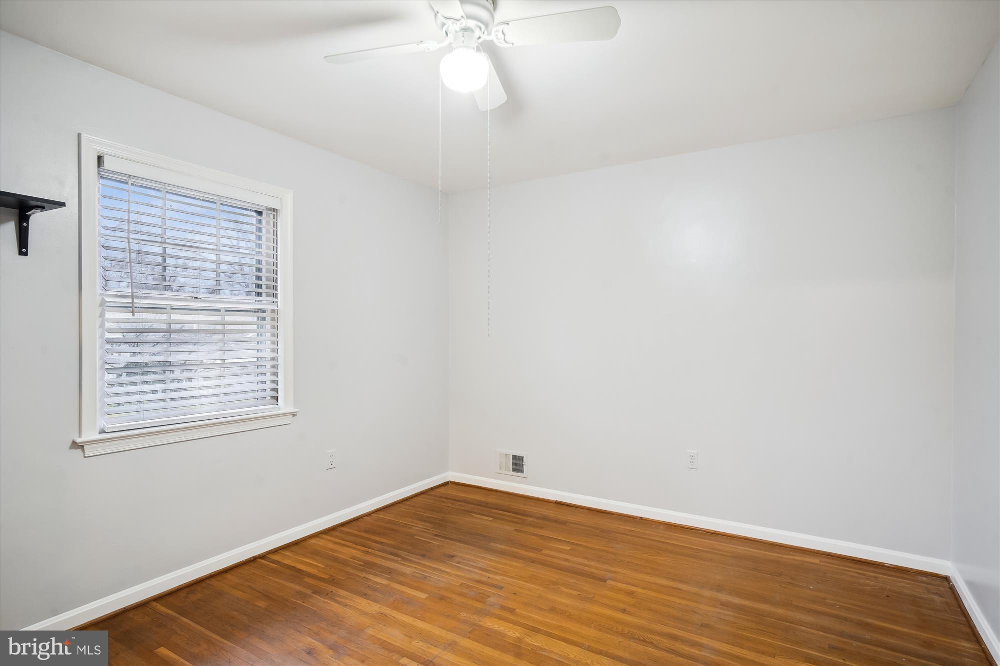 HIGHLAND STONE - Residential Lease