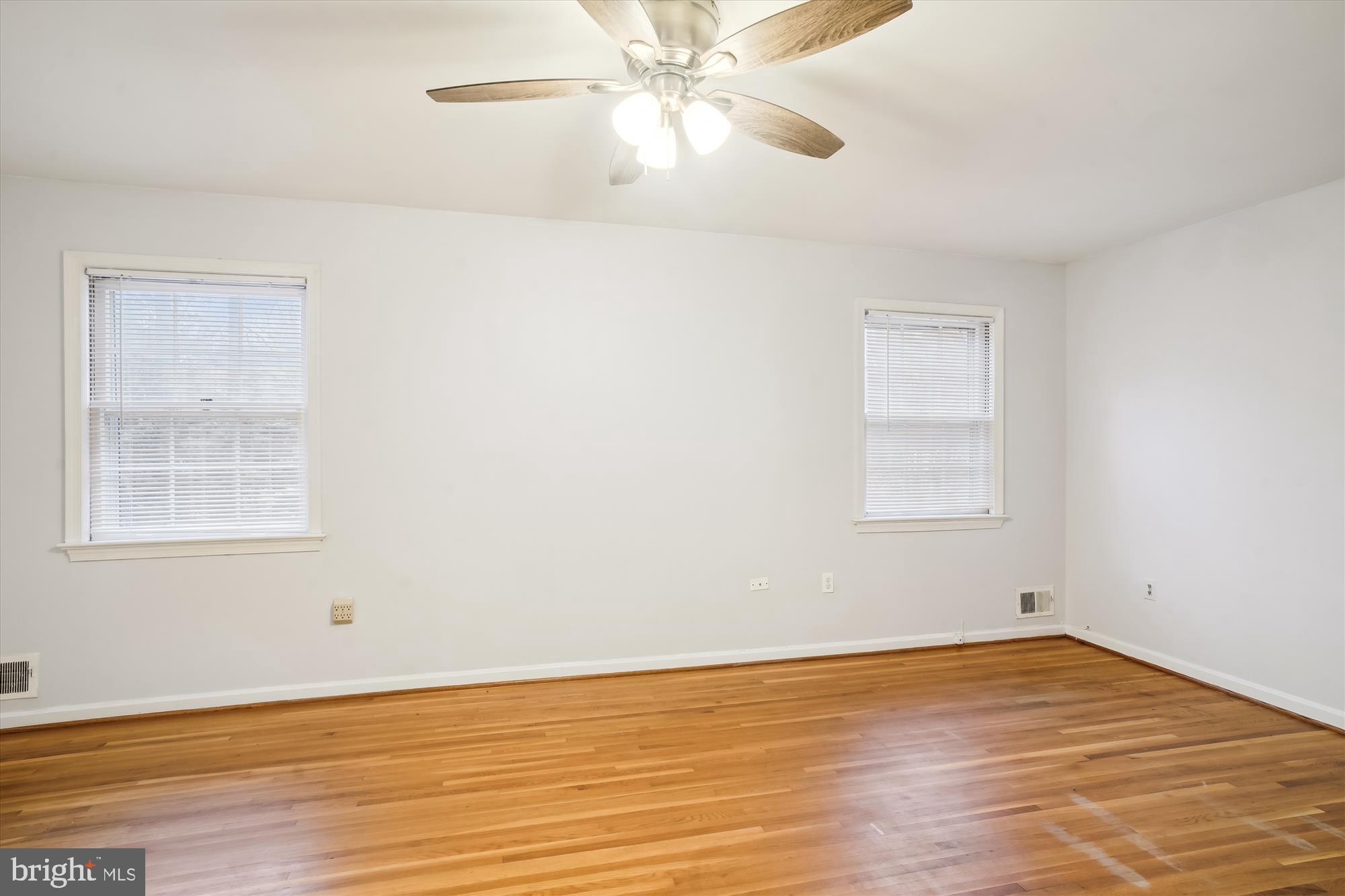 HIGHLAND STONE - Residential Lease