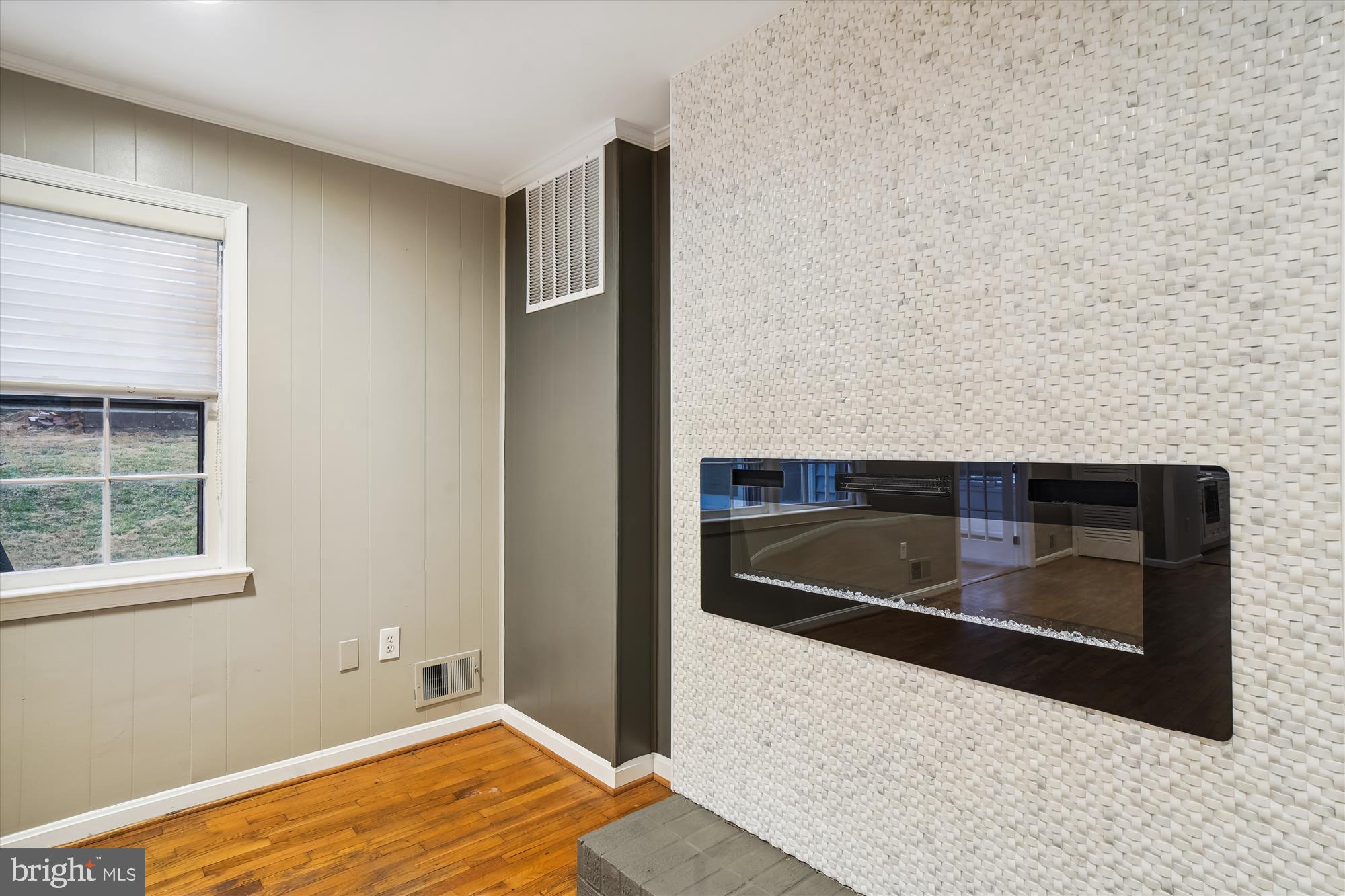 HIGHLAND STONE - Residential Lease