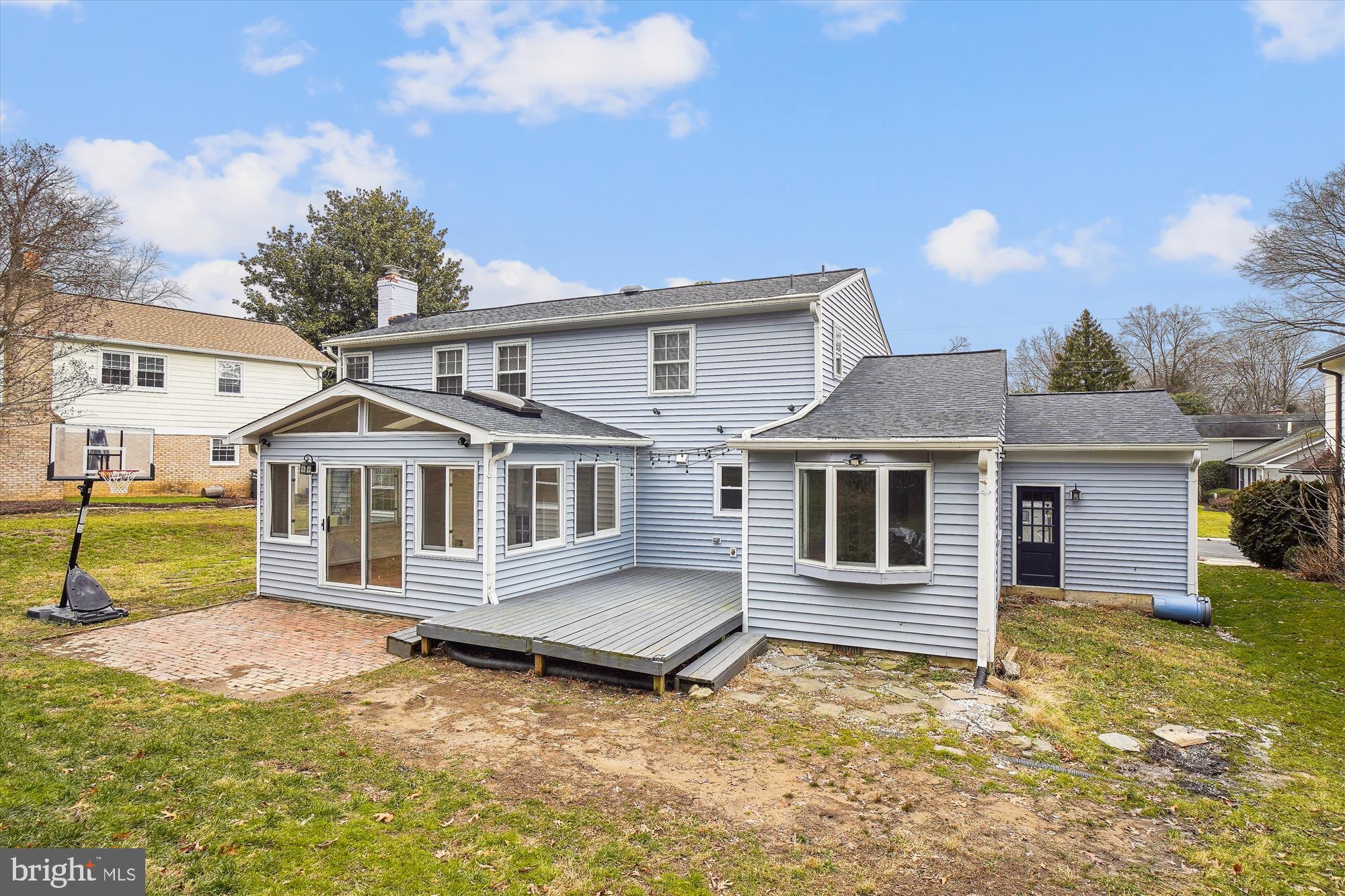 HIGHLAND STONE - Residential Lease