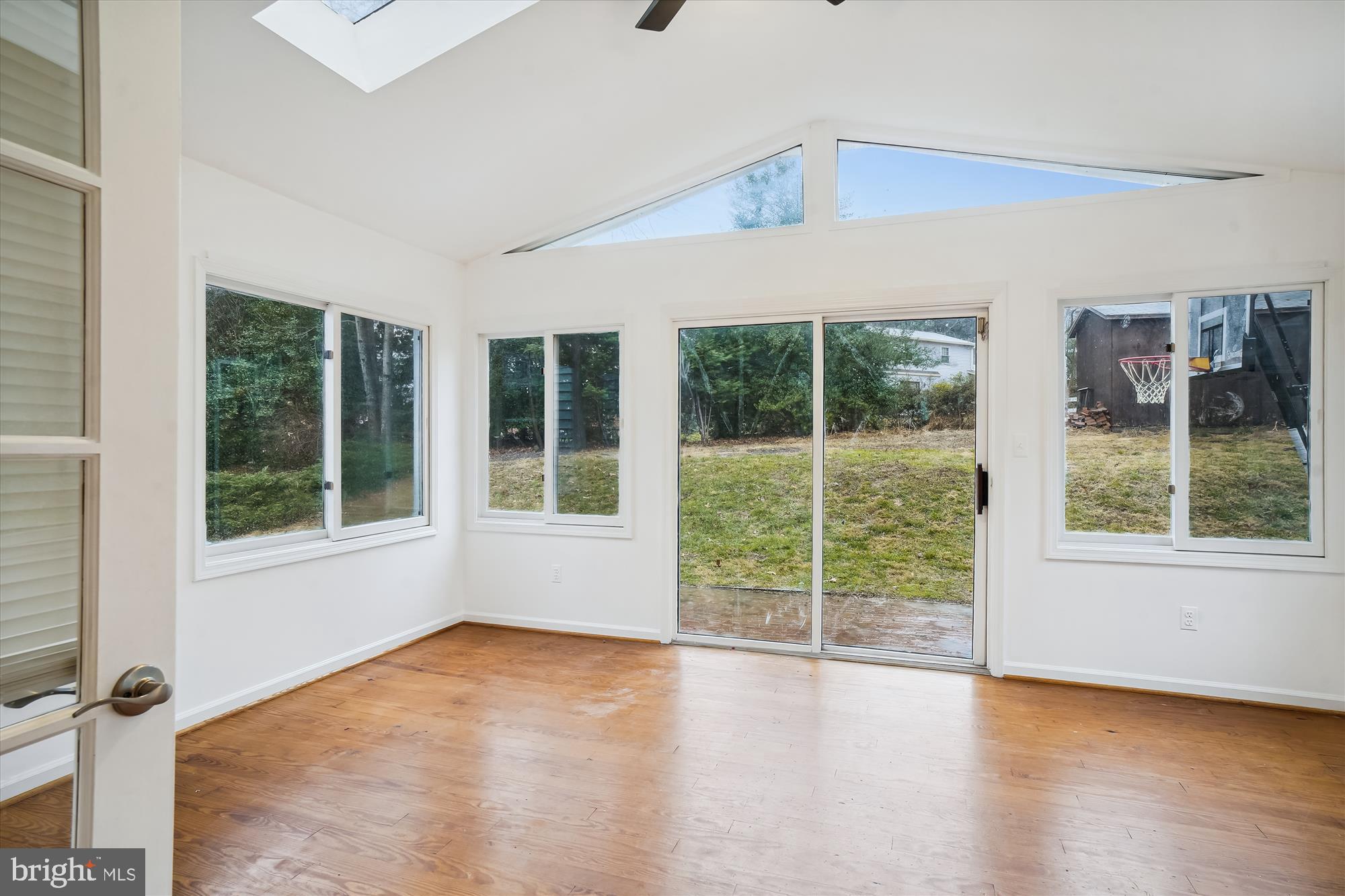 HIGHLAND STONE - Residential Lease