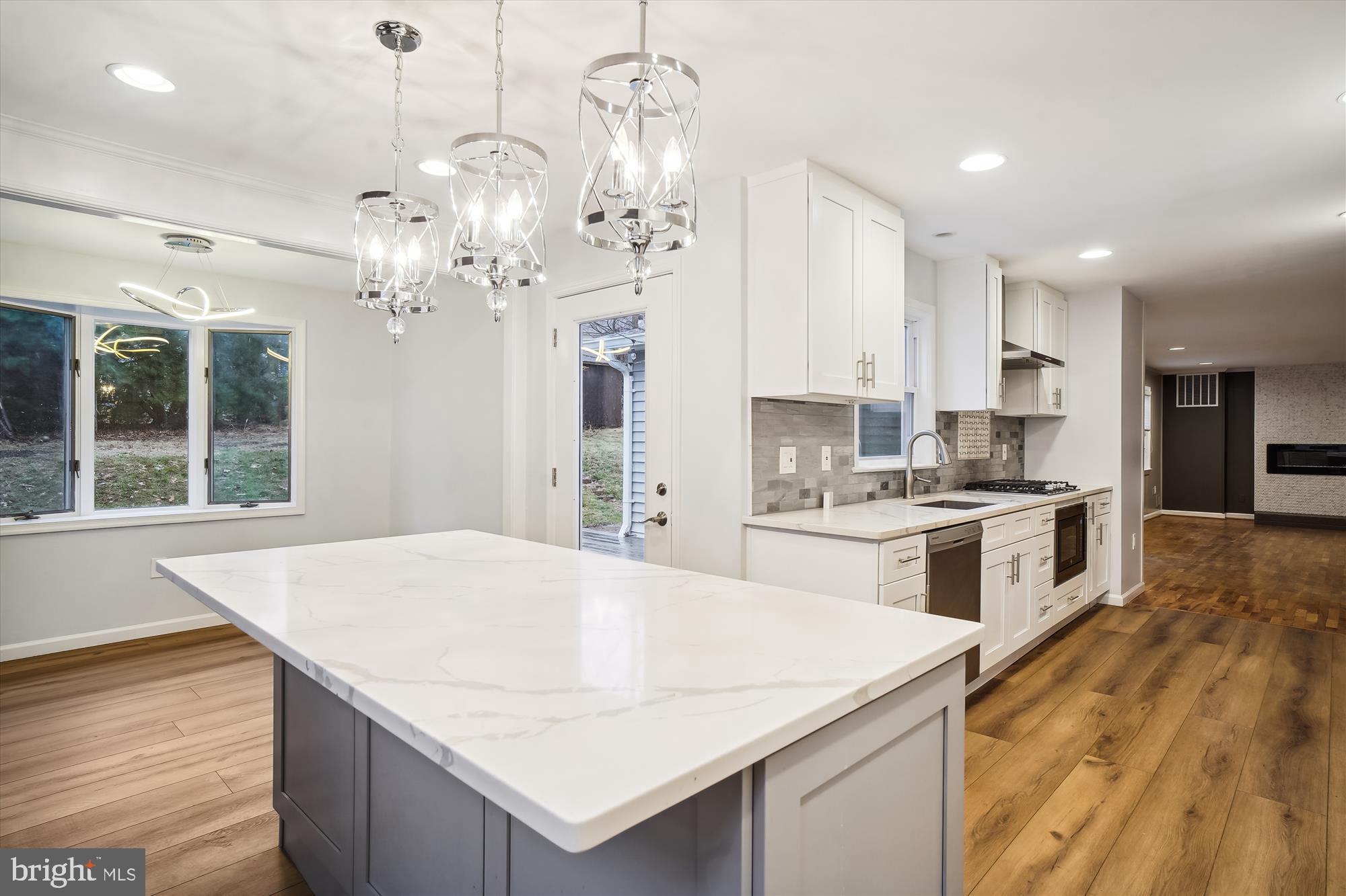 HIGHLAND STONE - Residential Lease