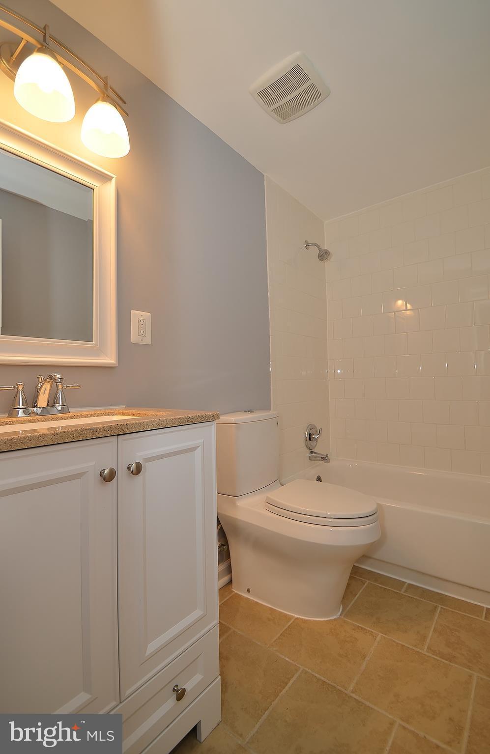 DALE CITY - Residential