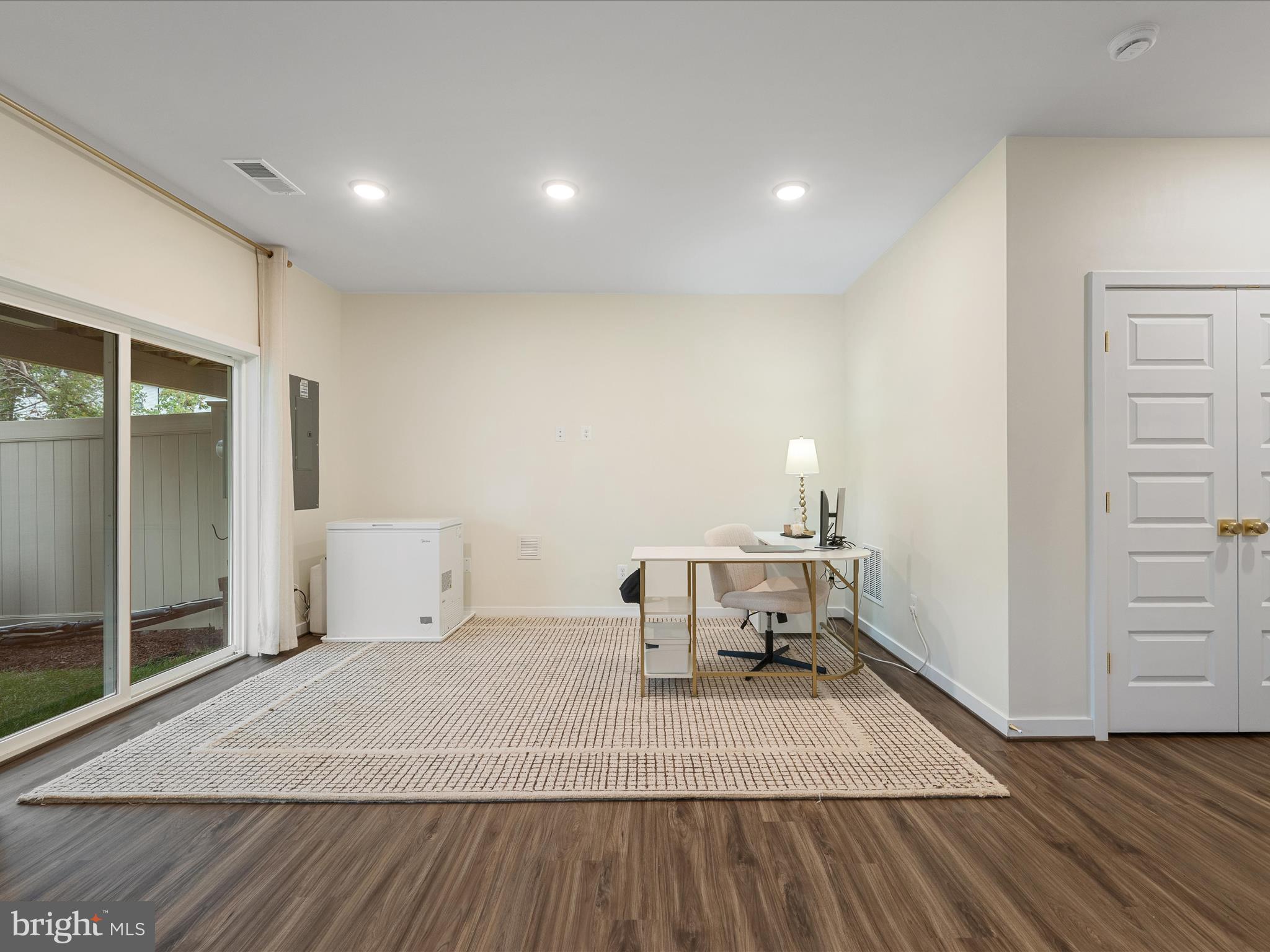 BRAMBLETON WEST PARK - Residential