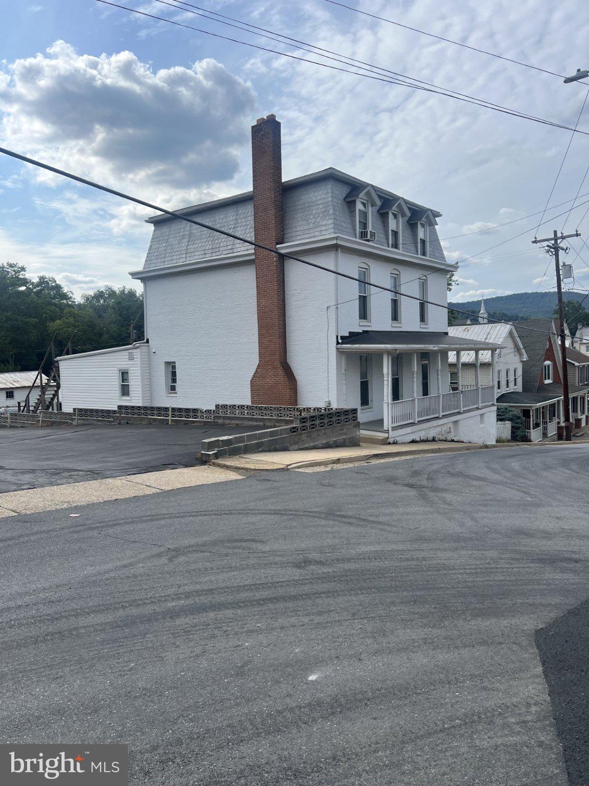 21 S MARTIN STREET S