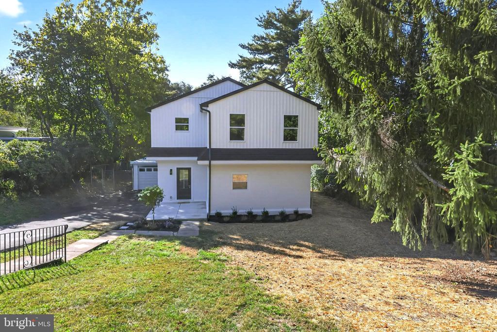 Photo of 8210 Douglas Road, WYNDMOOR, PA 19038 (MLS # PAMC2157762)