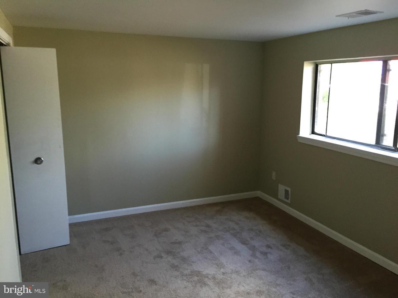 VILLAGE OF OWEN BROWN - Residential