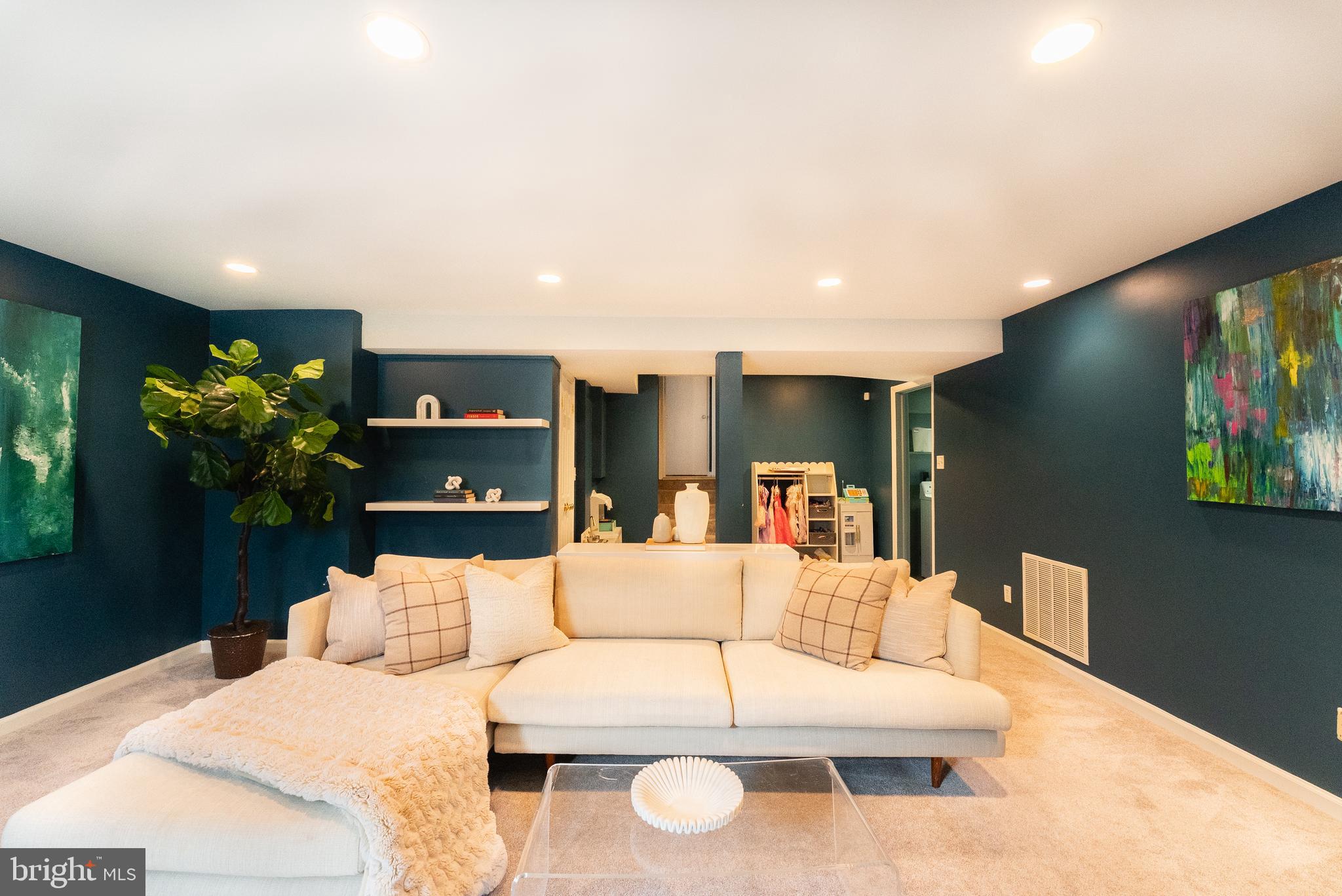 SPRINGFIELD - Residential