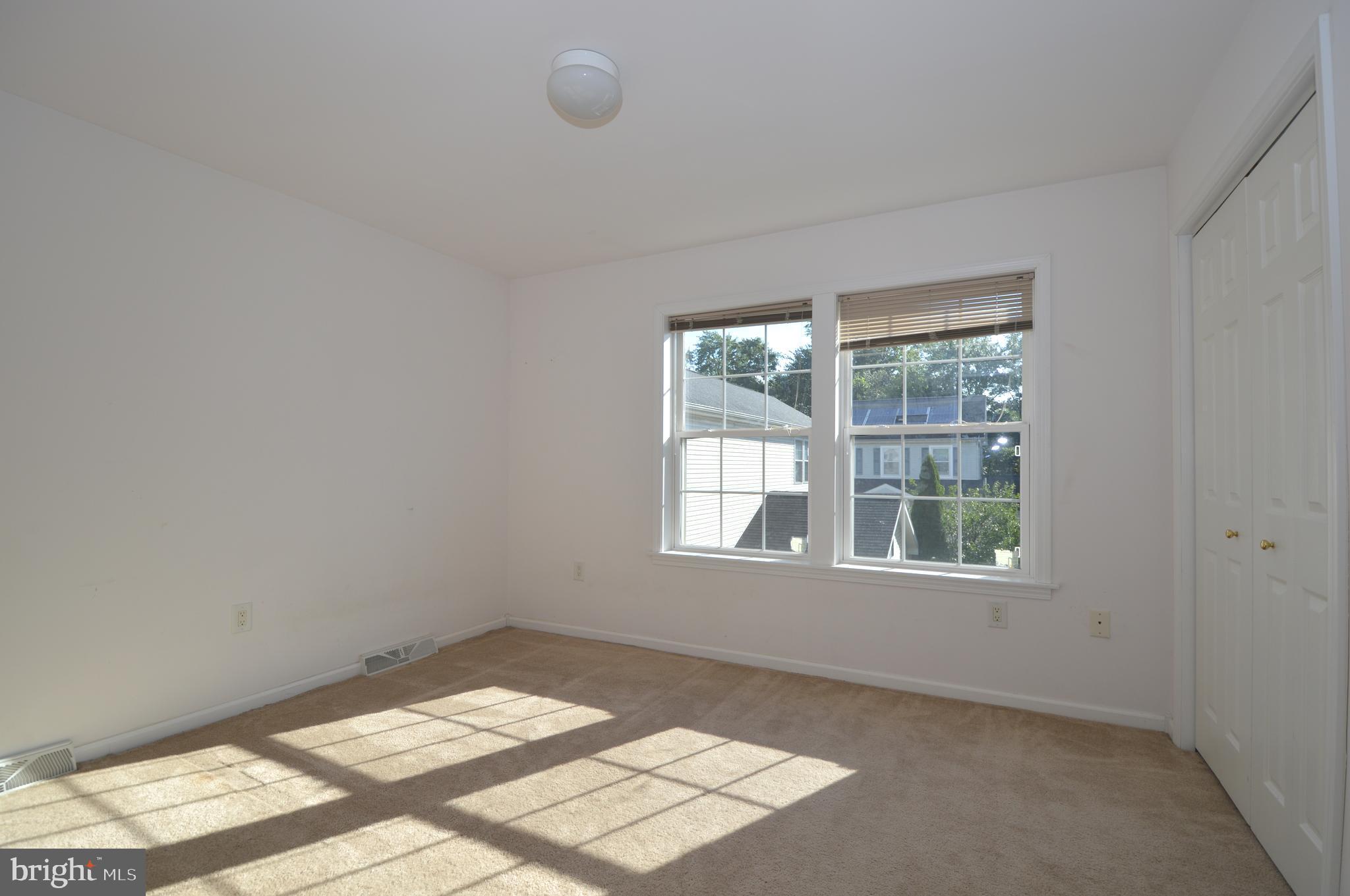 HOWARD SQUARE - Residential Lease