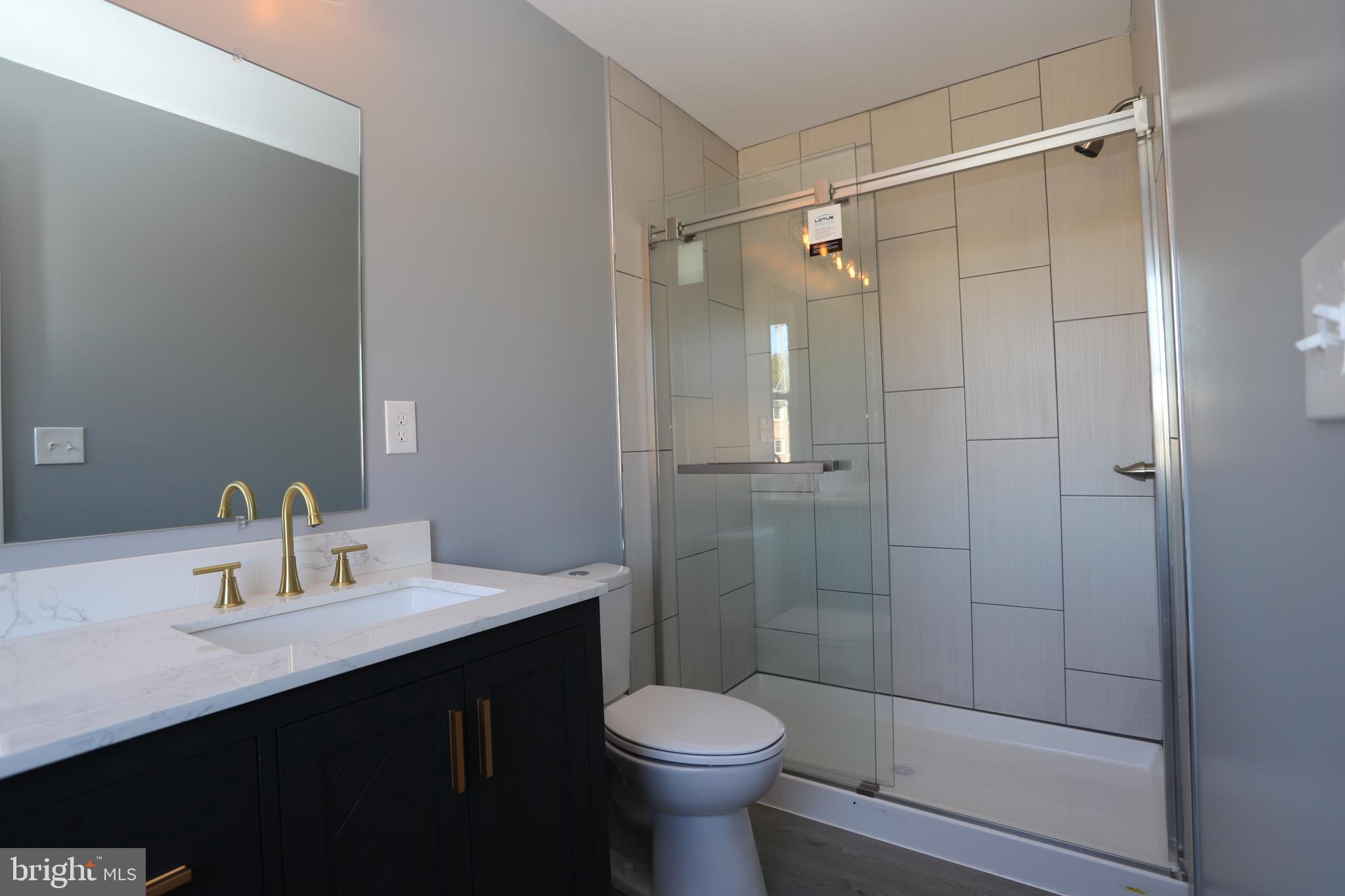 MEADOWBROOK - Residential