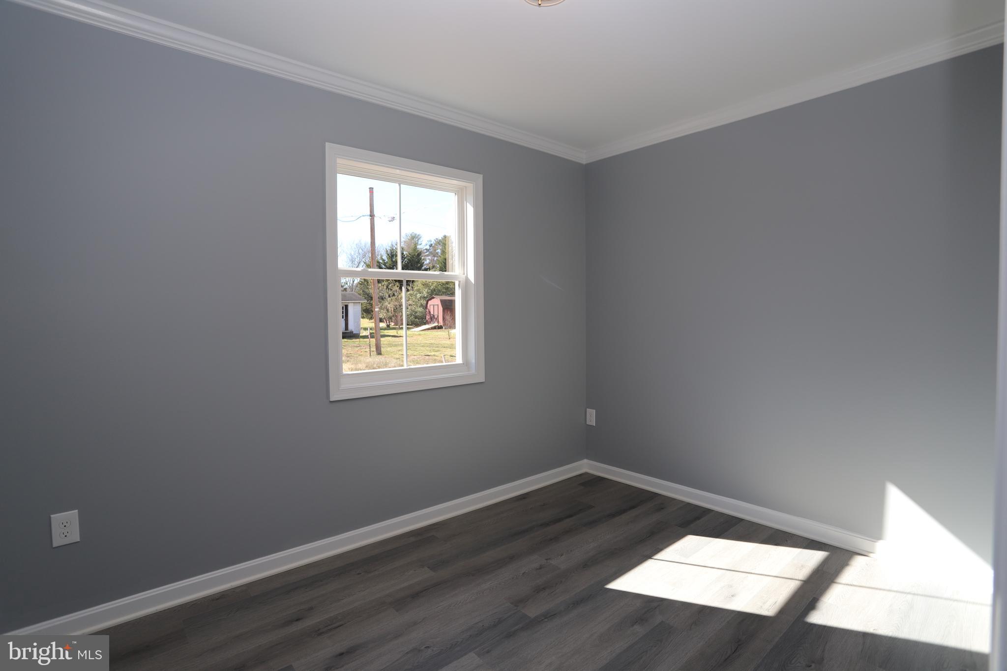 MEADOWBROOK - Residential