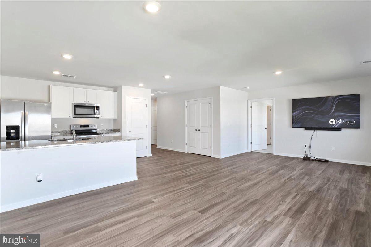 MAGNOLIA SPRINGS - Residential