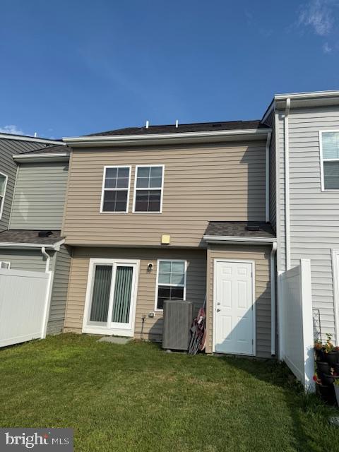 WHISPERING PINES - Residential