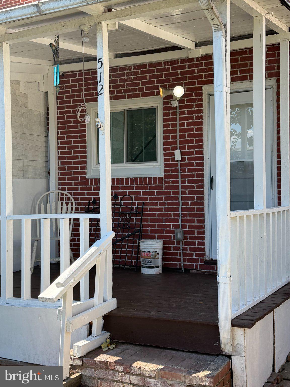 512 CHAIN STREET
