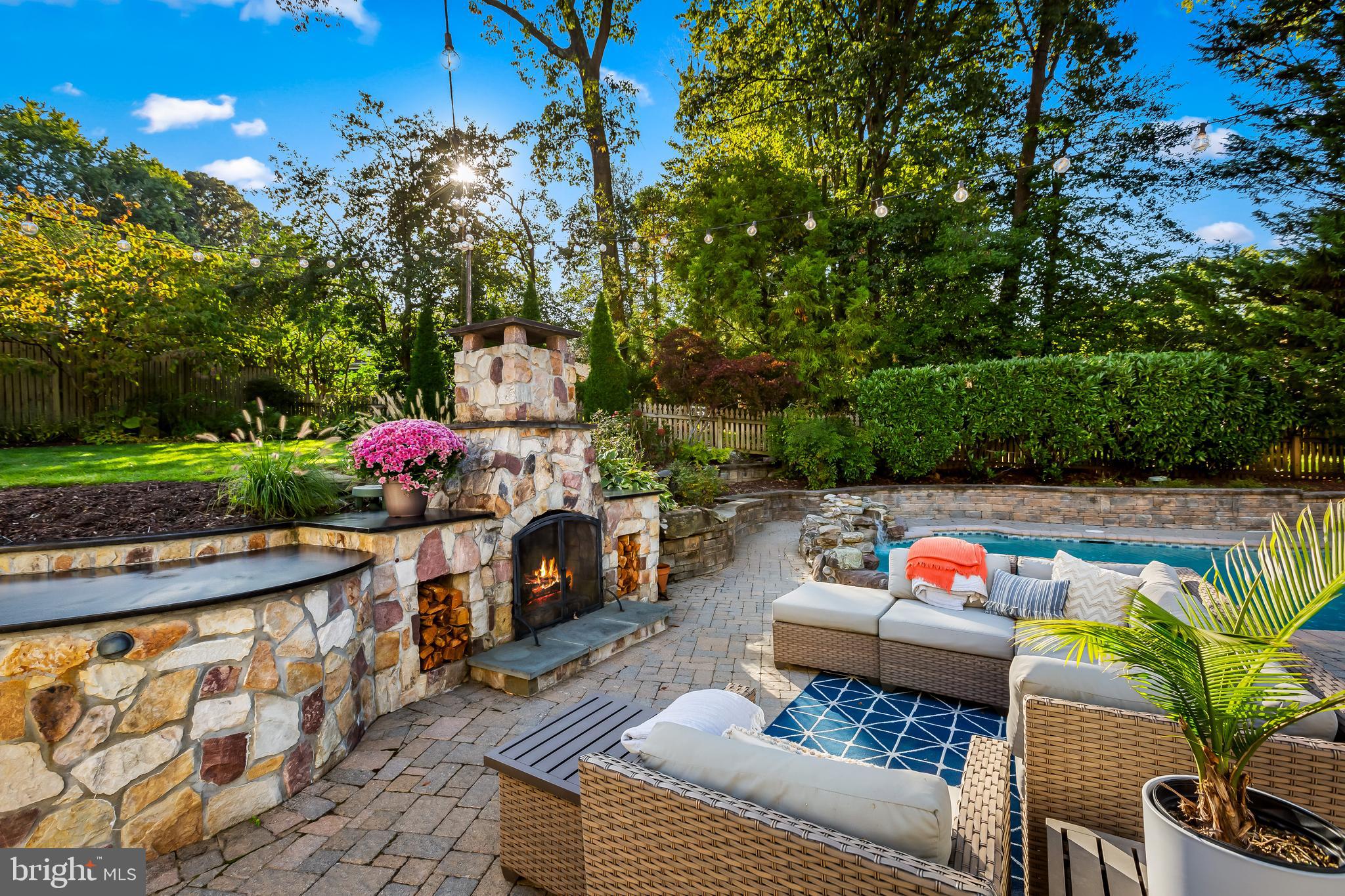 KEARNEY MANOR - Residential