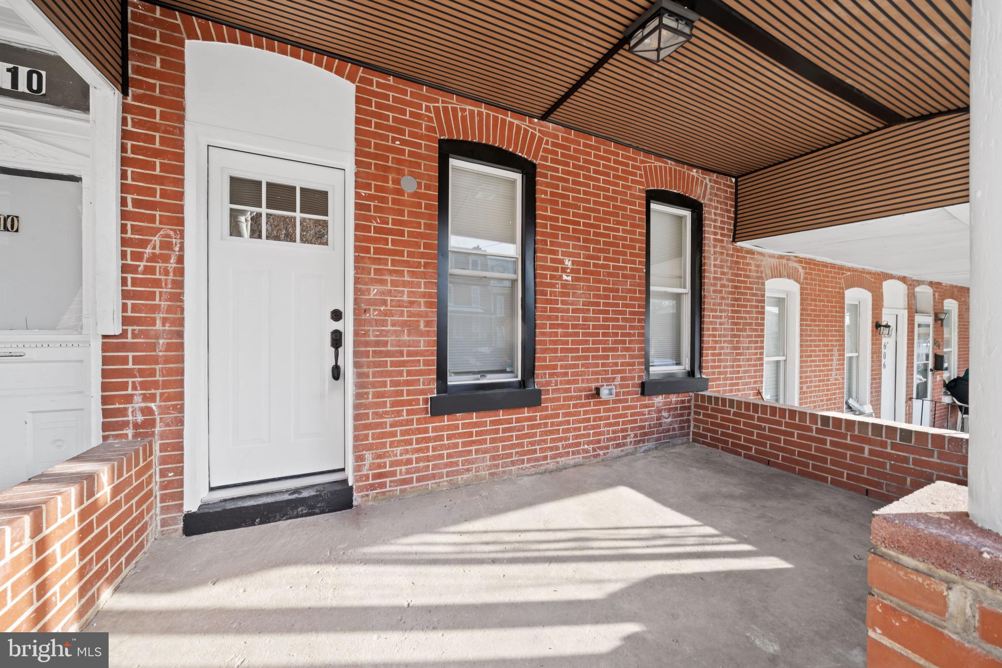 608 N HARRISON STREET