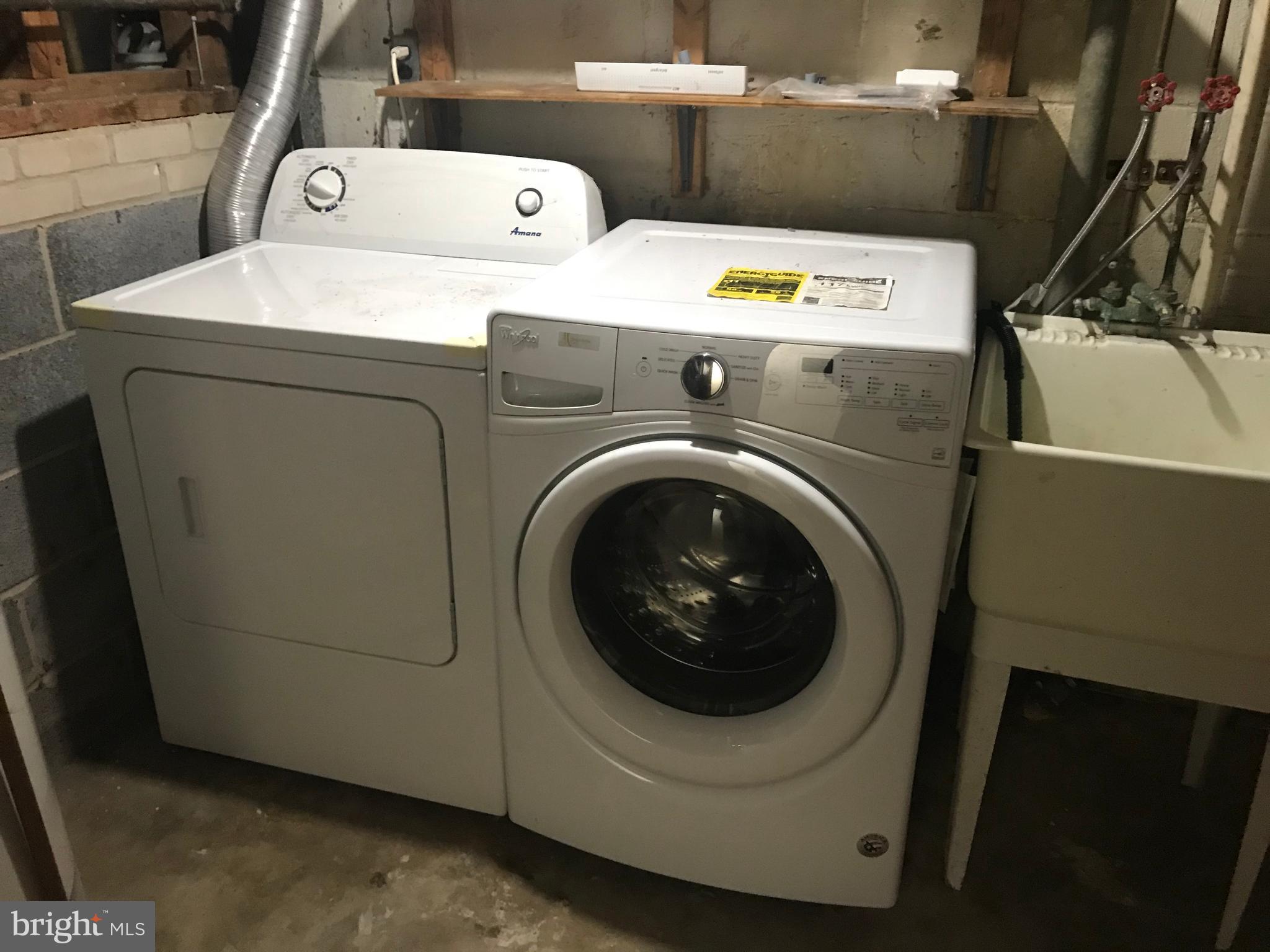 MAPLEWOOD - Residential Lease