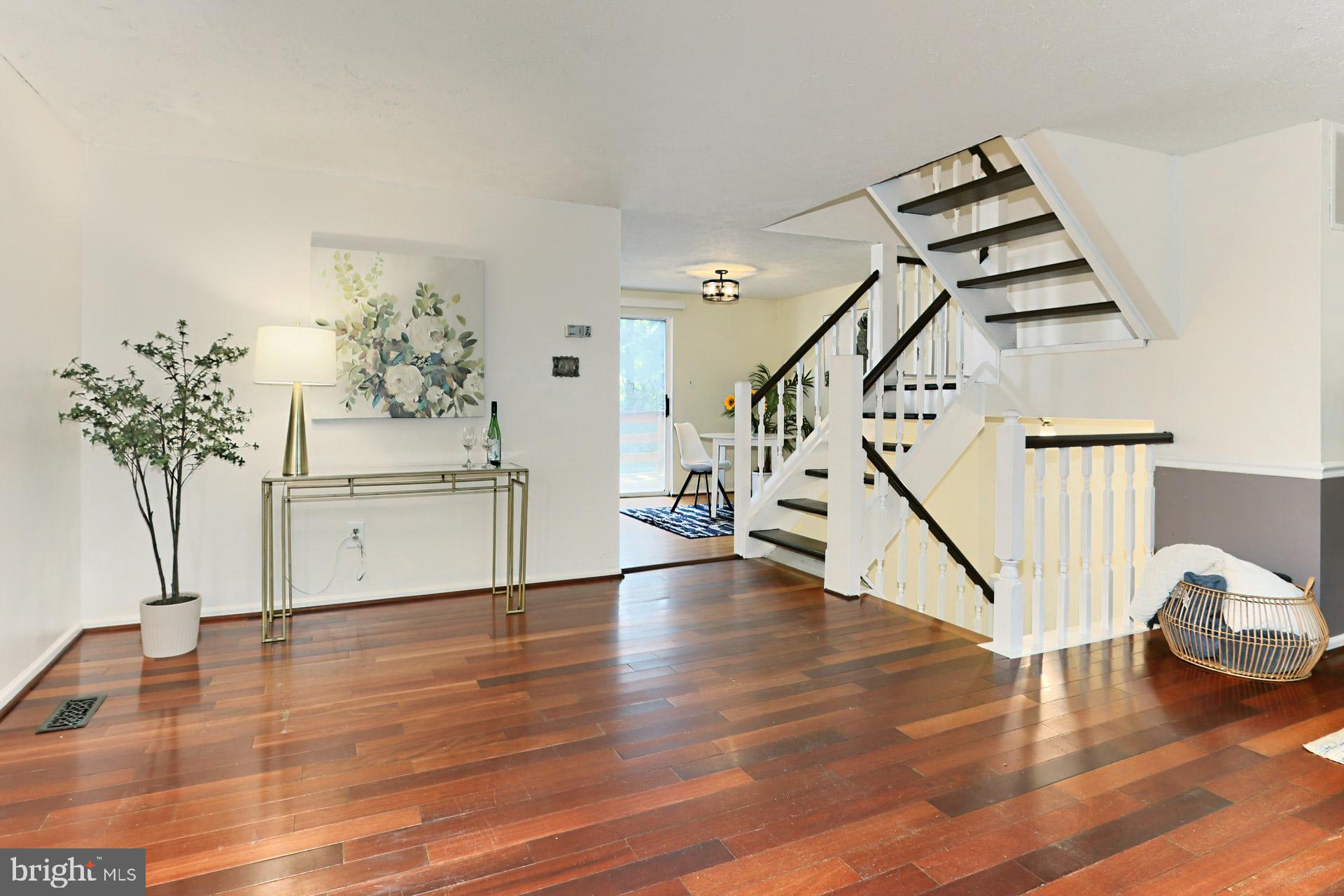 BARTON HILL - Residential