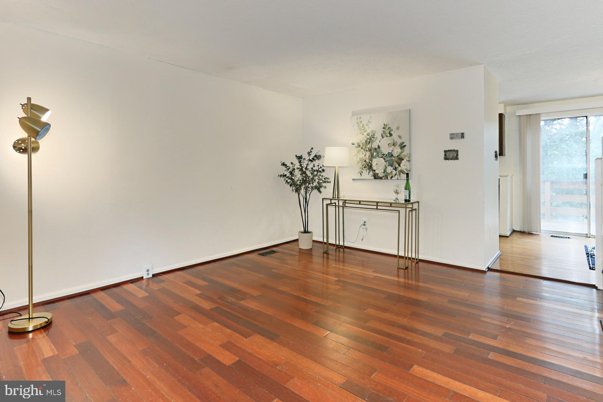 BARTON HILL - Residential