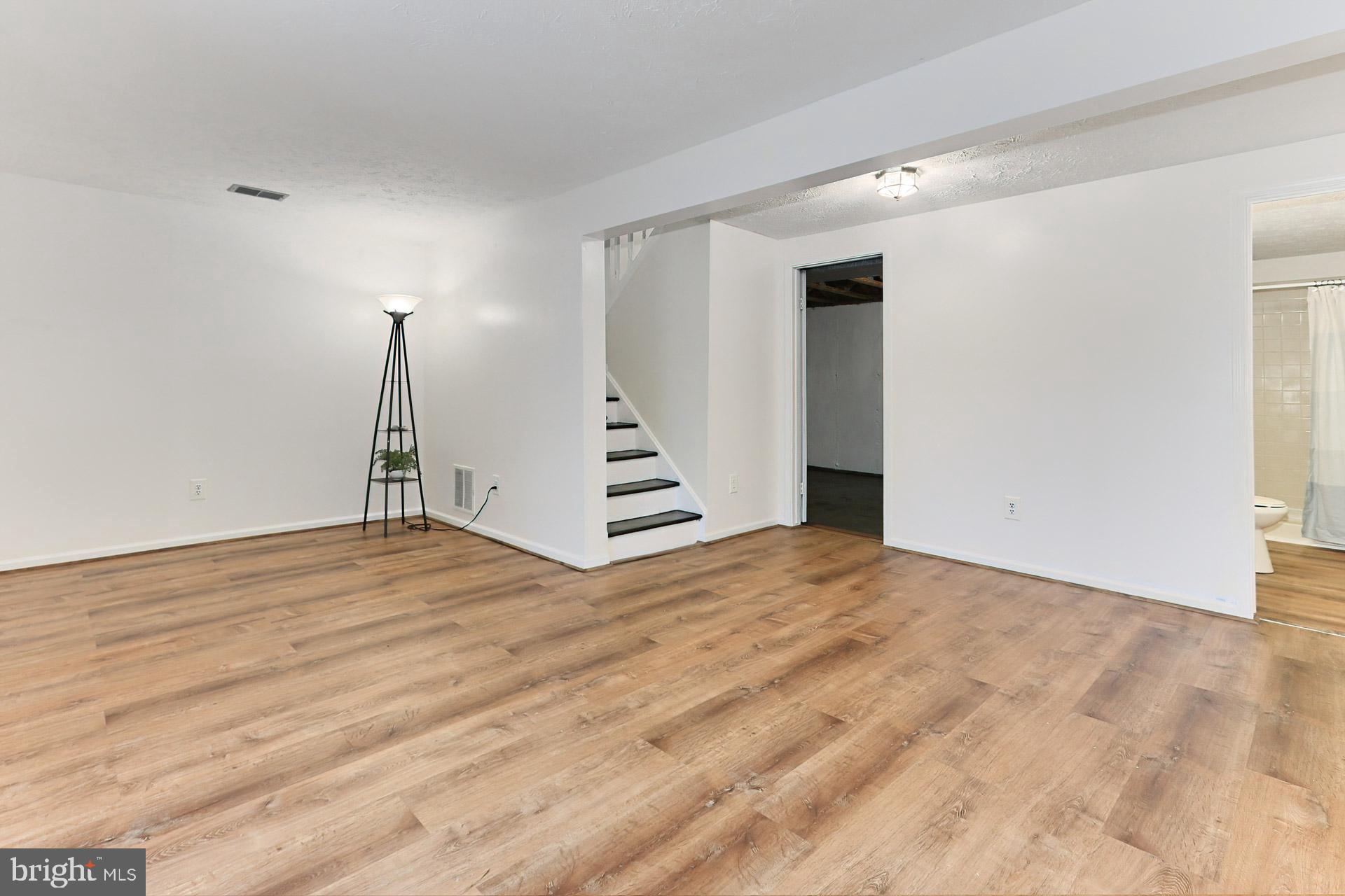 BARTON HILL - Residential