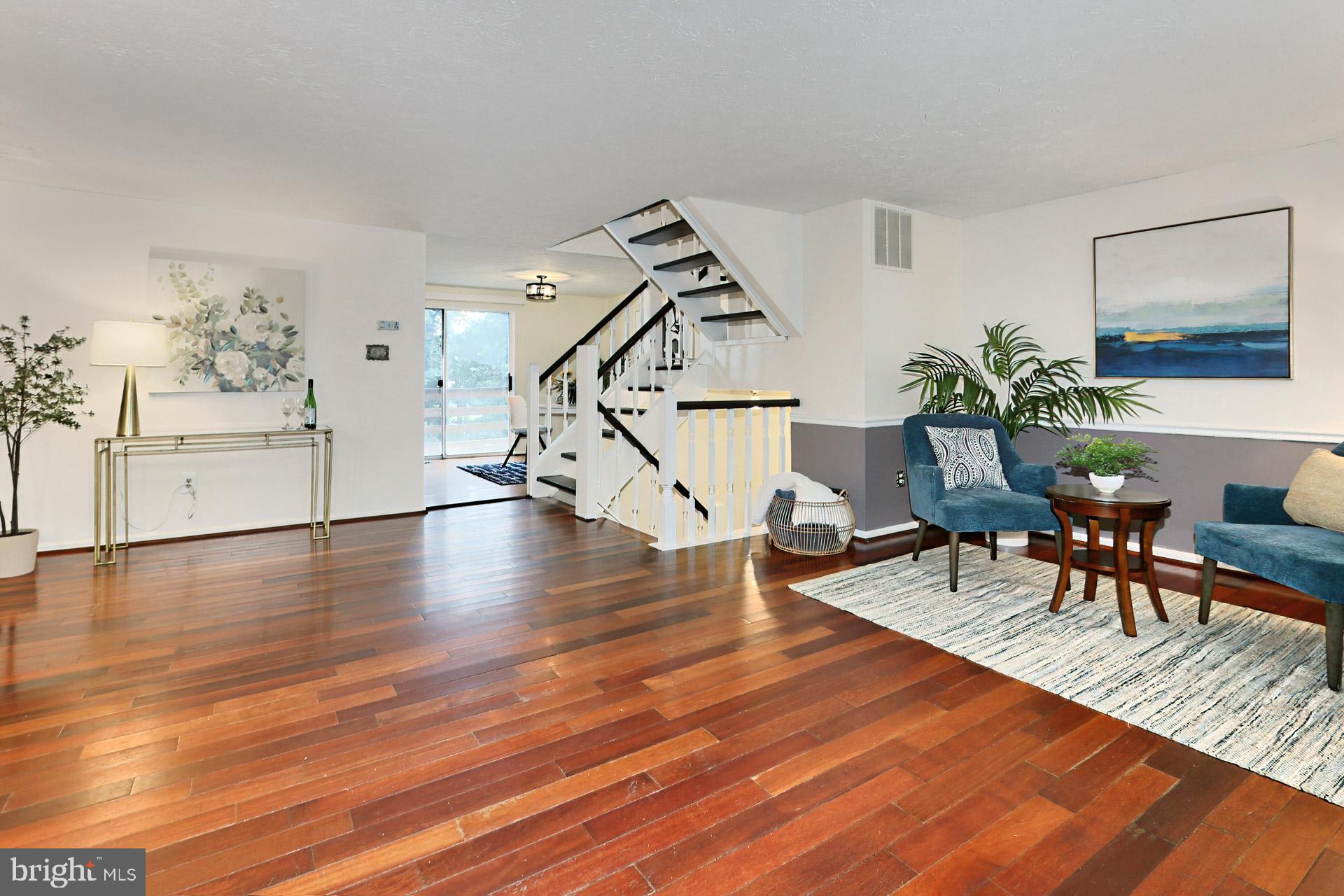 BARTON HILL - Residential