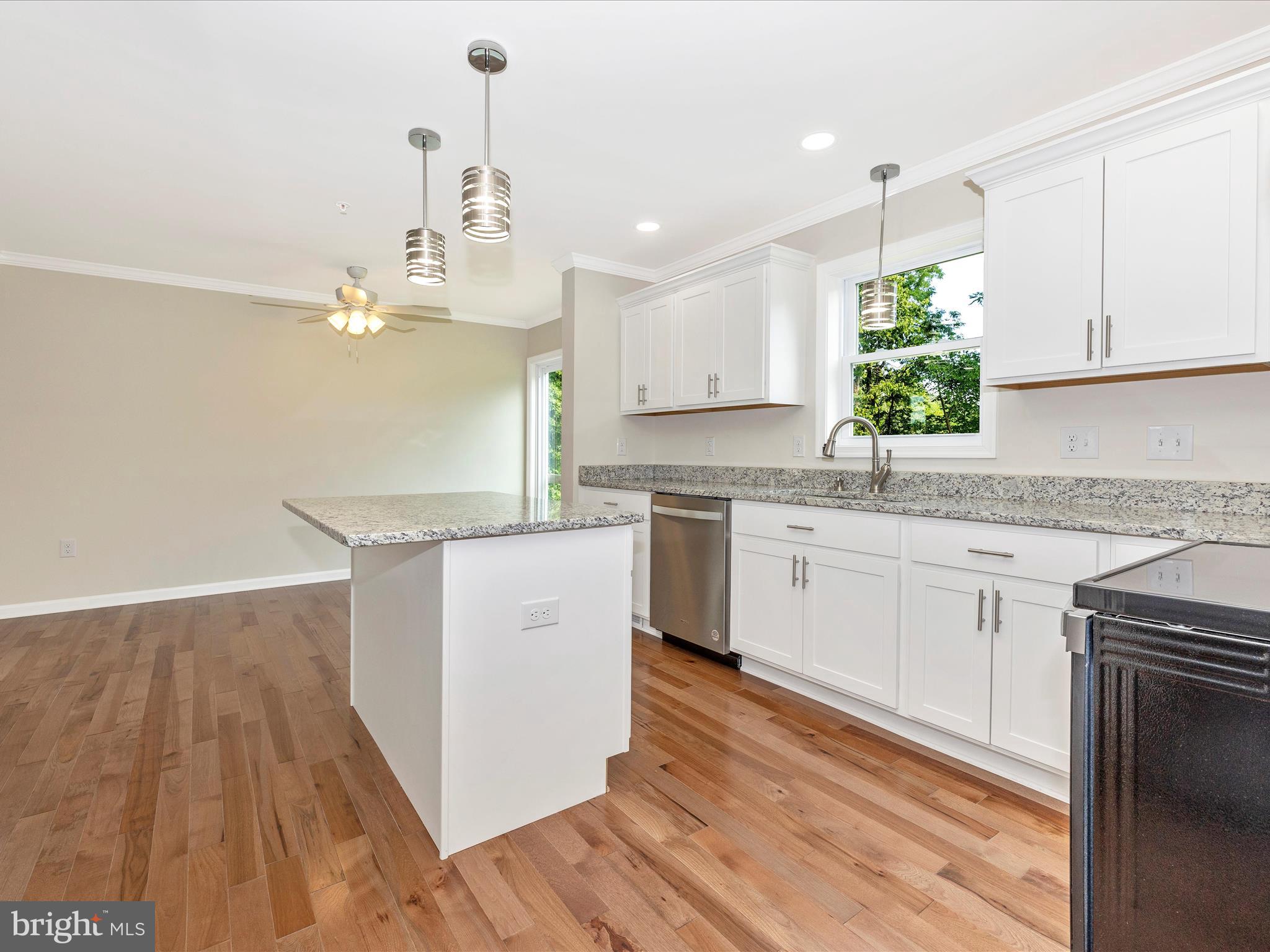 BRUNSWICK - Residential