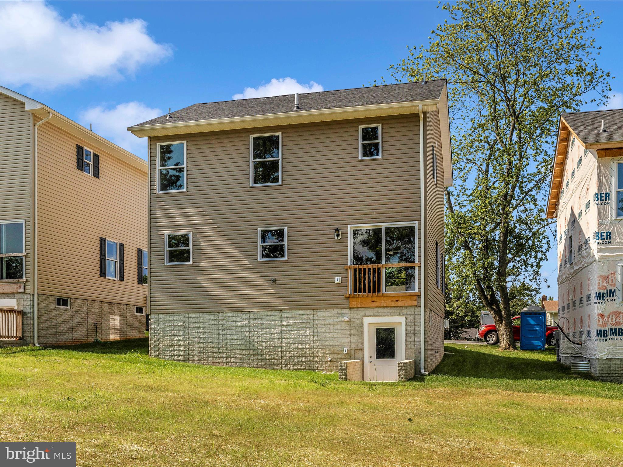 BRUNSWICK - Residential