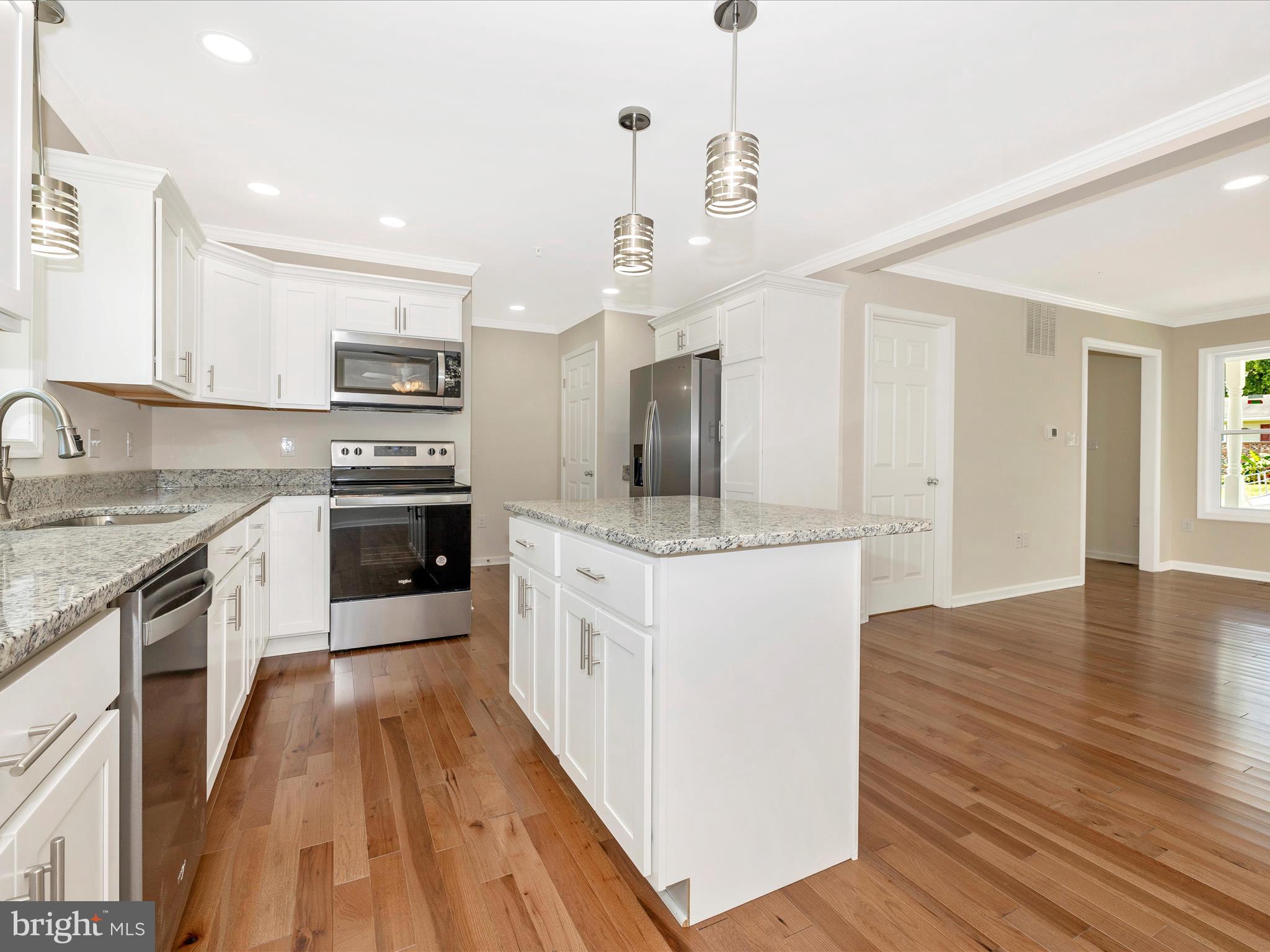 BRUNSWICK - Residential