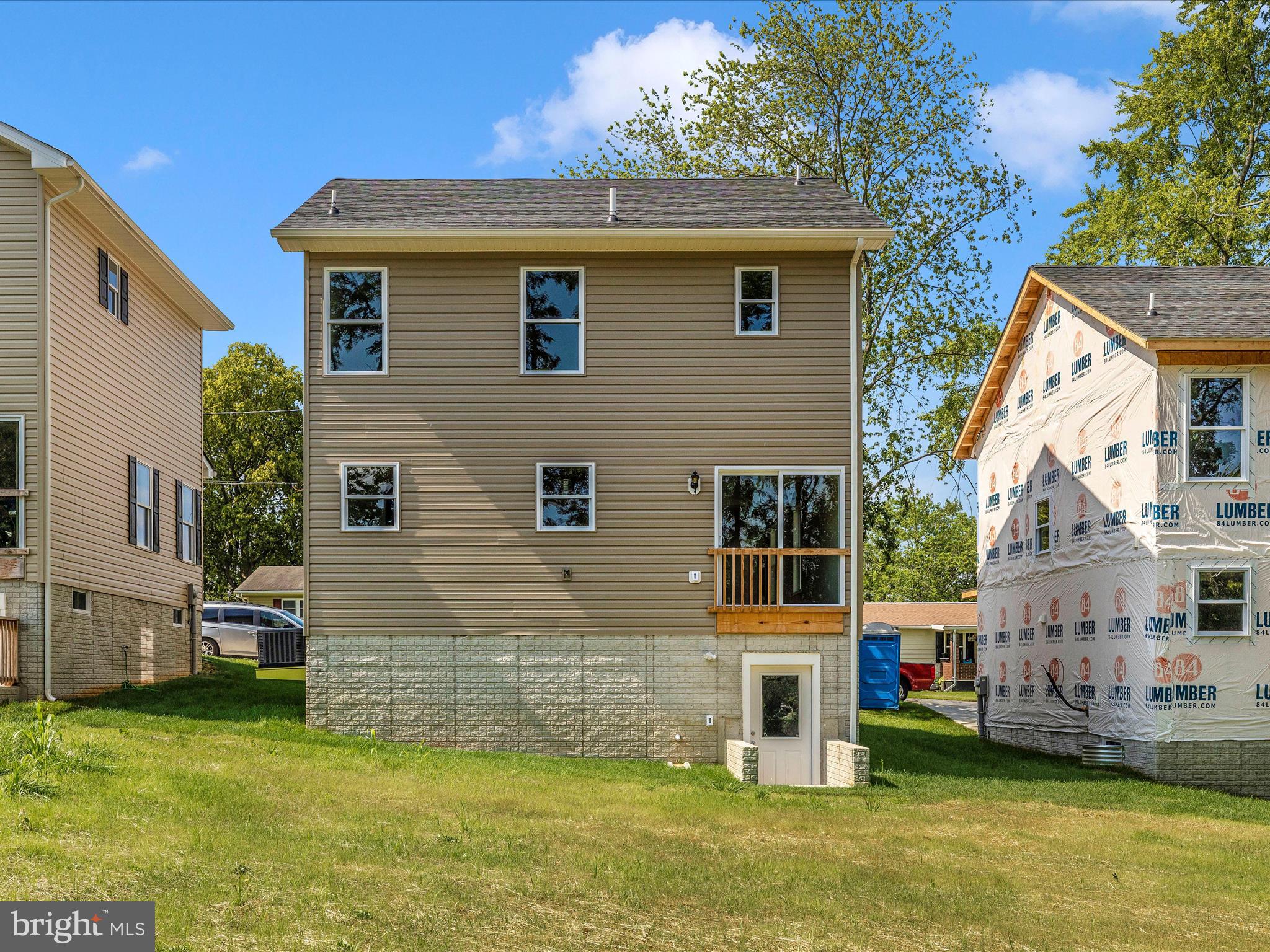 BRUNSWICK - Residential