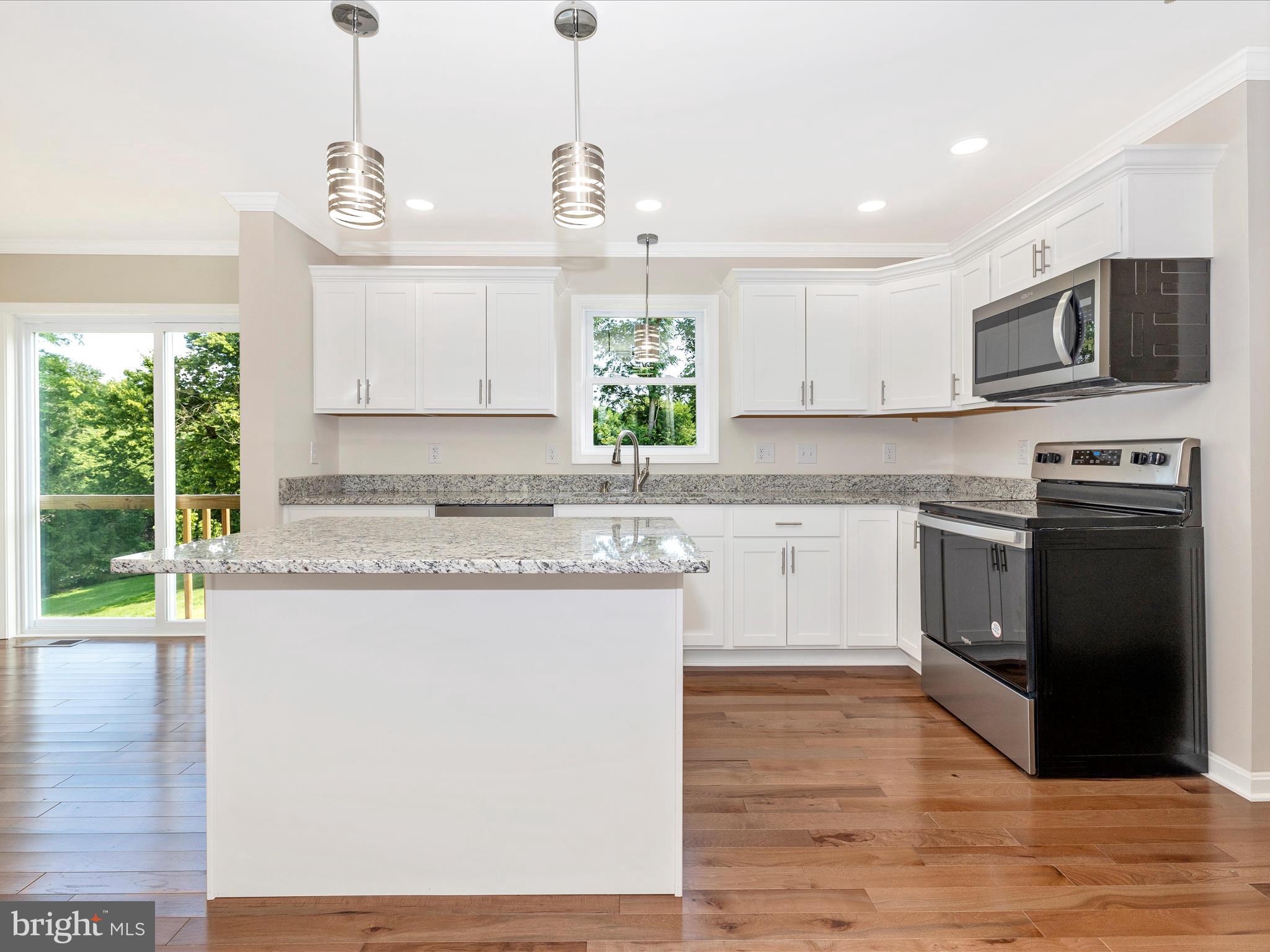 BRUNSWICK - Residential