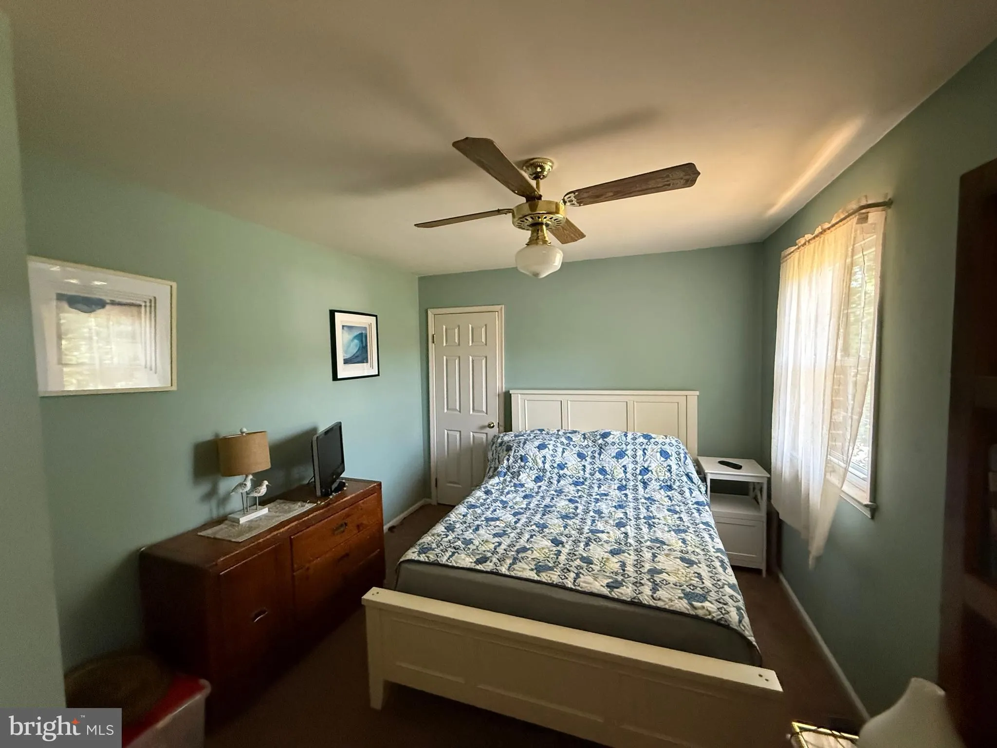 Woodbury, New Jersey 08096, United States, 6 Bedrooms Bedrooms, ,4 BathroomsBathrooms,Residential,Active,189200