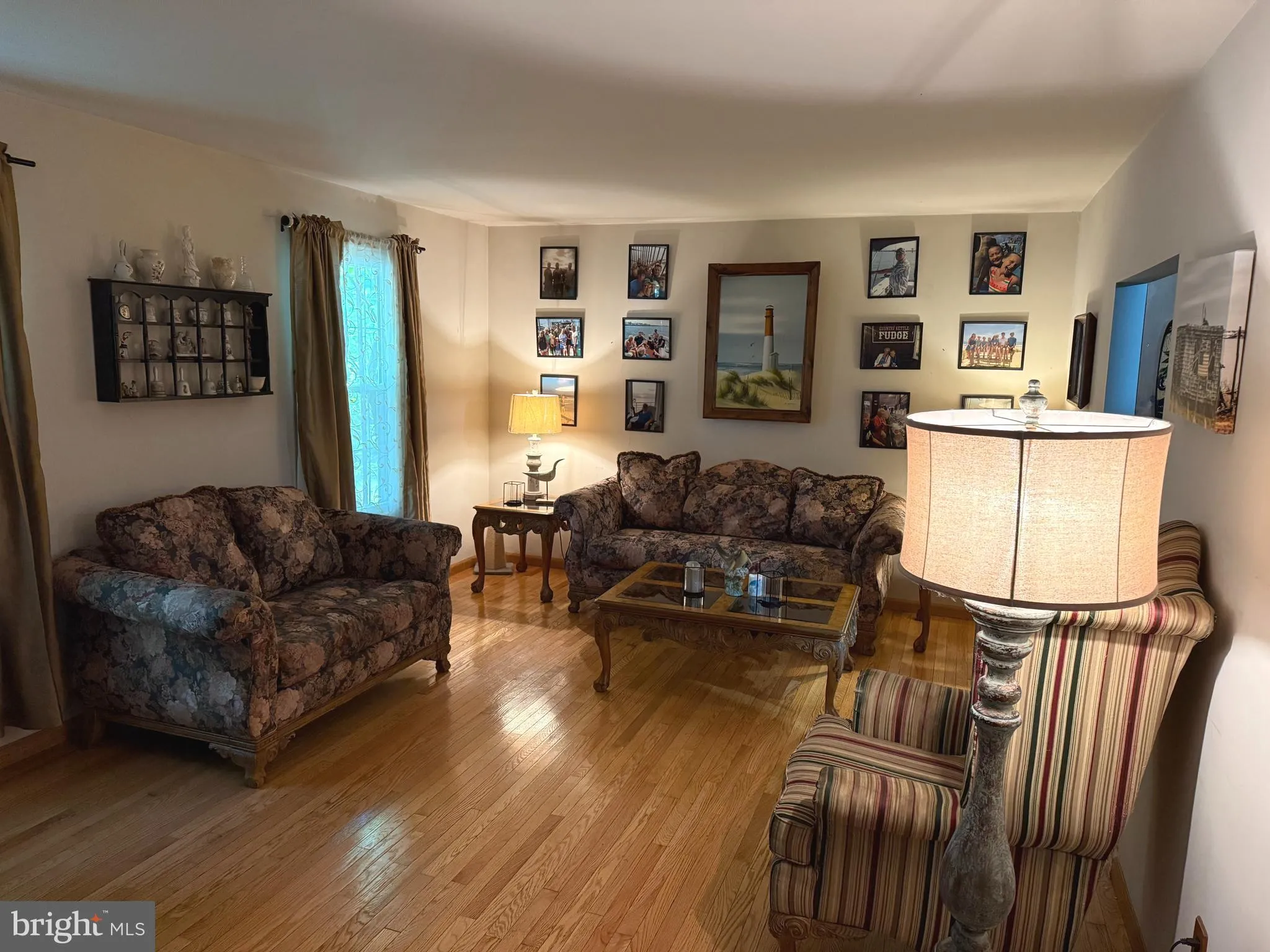 Woodbury, New Jersey 08096, United States, 6 Bedrooms Bedrooms, ,4 BathroomsBathrooms,Residential,Active,189200