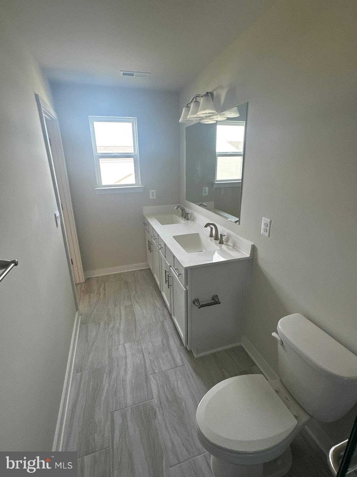 SOUTH BROOK - Residential Lease