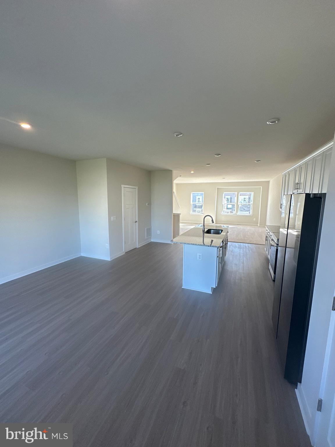 SOUTH BROOK - Residential Lease