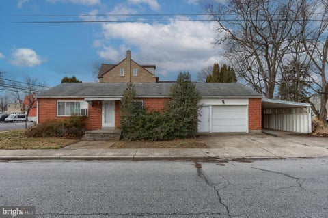 Photo for 401 N 7TH AVENUE